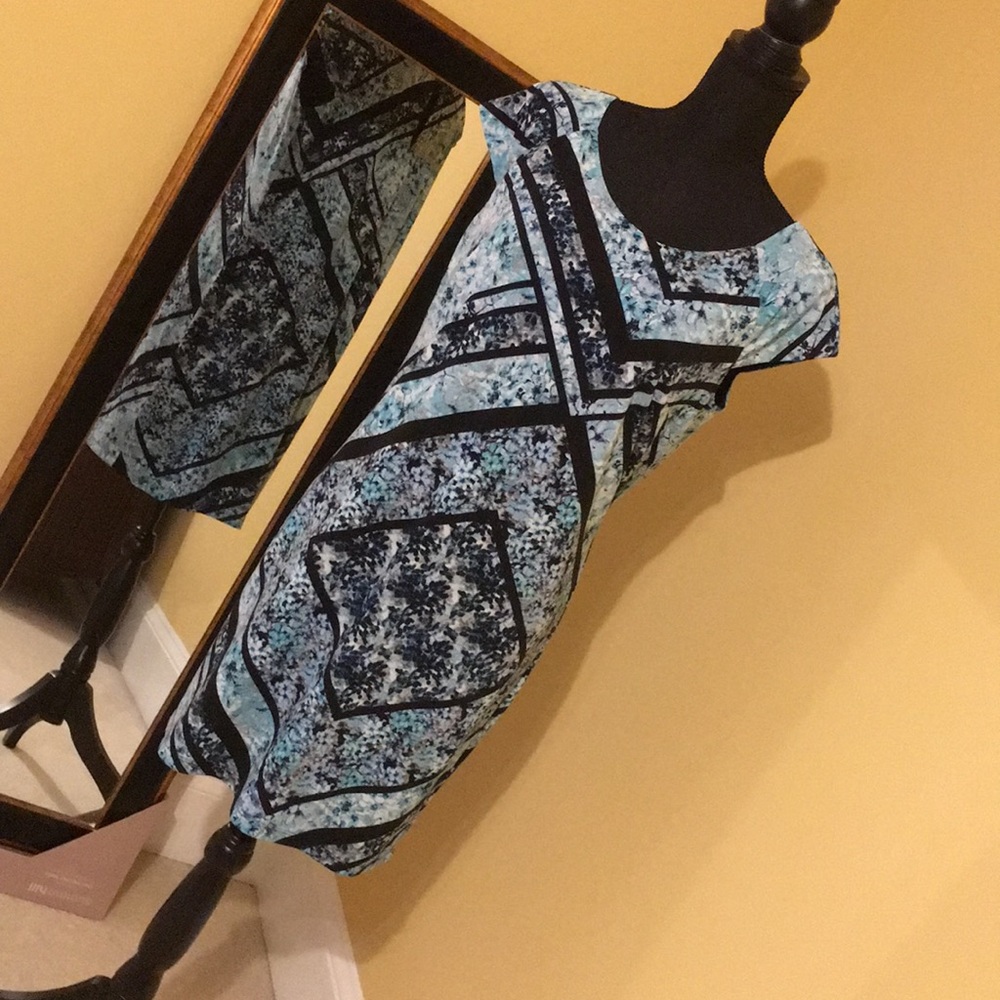 Super cute Alexa B fully lined summer dress